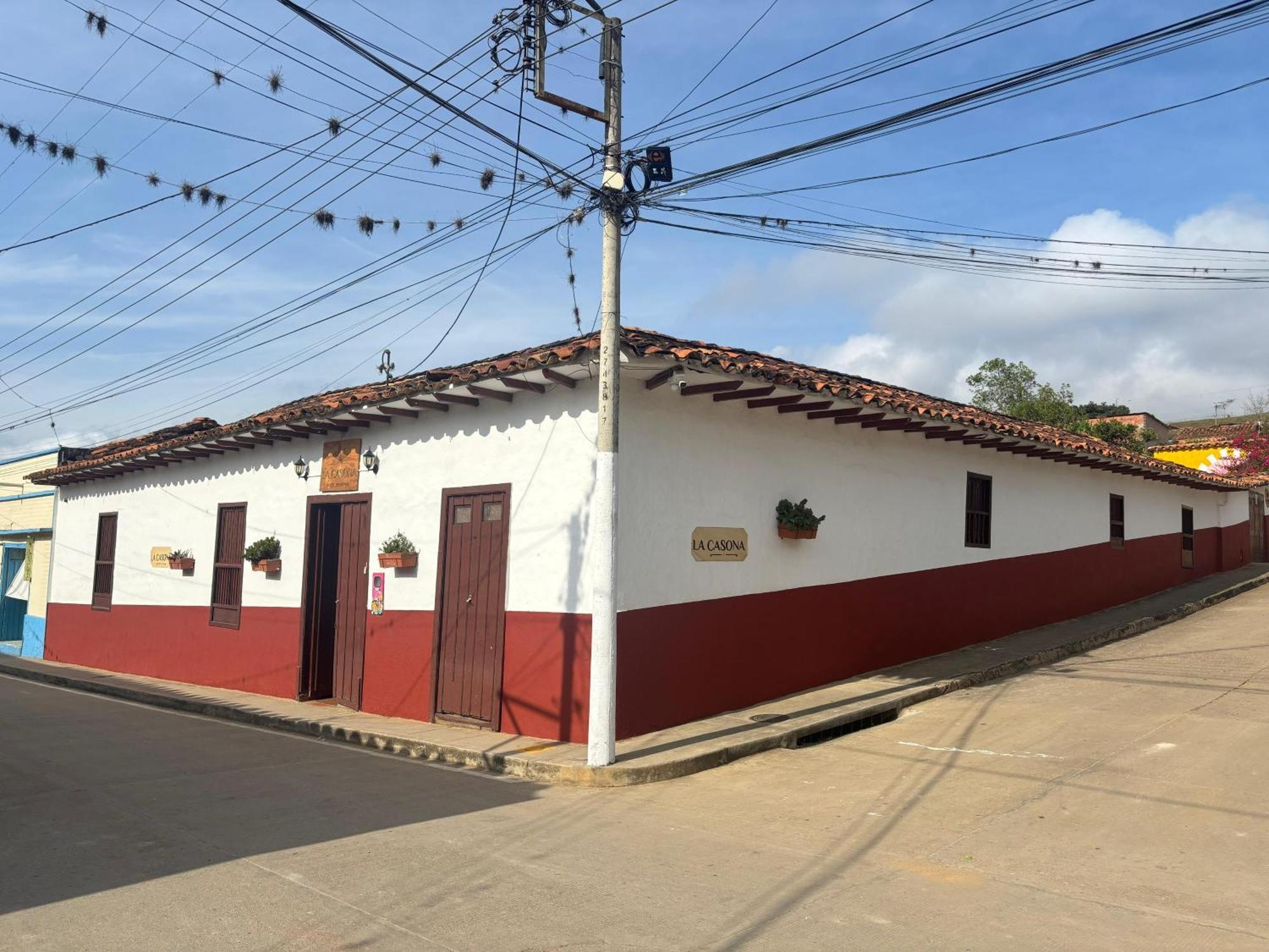 La Casona Espacio Bonito Запатока Екстериор снимка